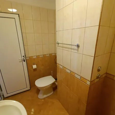 Πανσιόν Tony Σωζόπολη