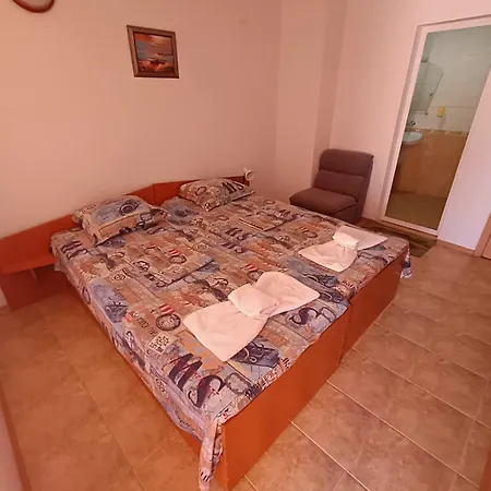 Tony Πανσιόν 3*