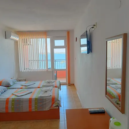 Tony Πανσιόν Σωζόπολη