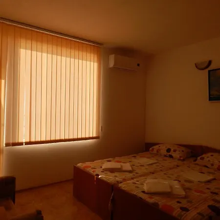 тони