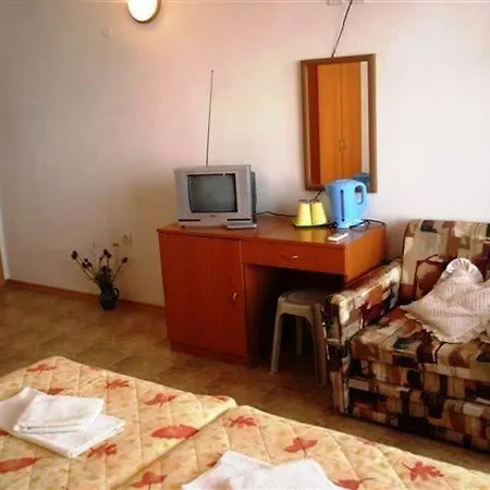 тони 3*