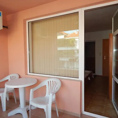 Tony Πανσιόν 3*