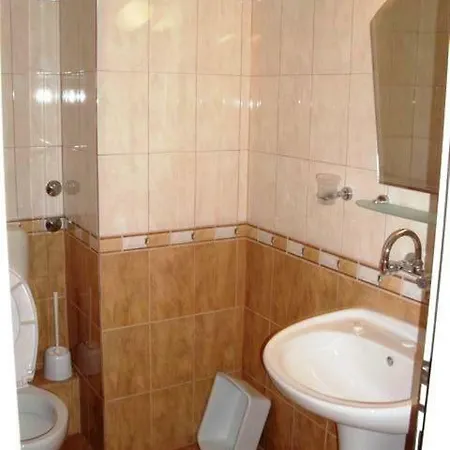 Πανσιόν Tony 3*