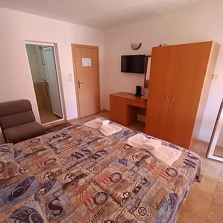 Tony Casa de hóspedes