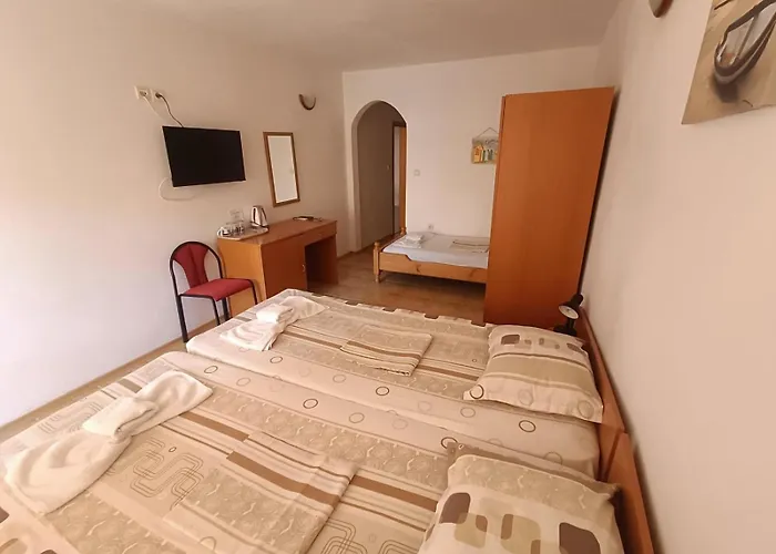 Casa de hóspedes Tony 3*