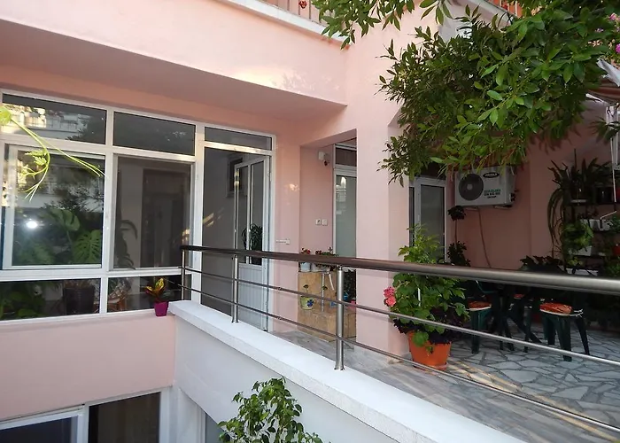 Casa de hóspedes Tony 3*