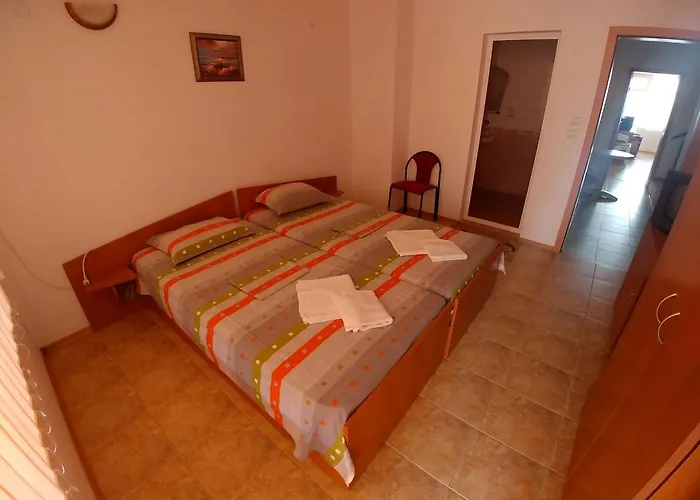 Casa de hóspedes Tony 3*