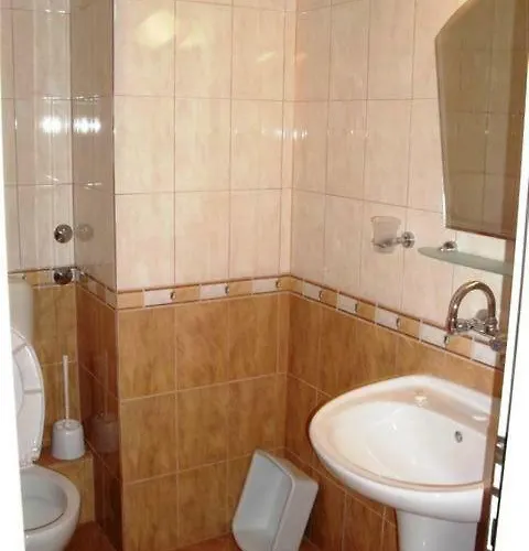 Casa de hóspedes Tony 3*